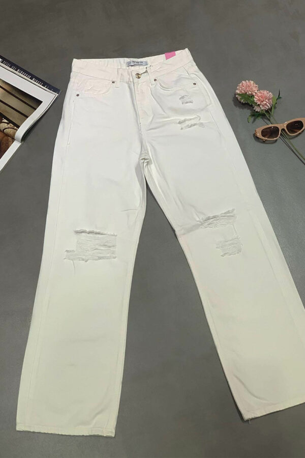 ג'ינס לבן