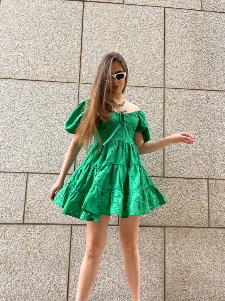 שמלת קיץ ירוקה
